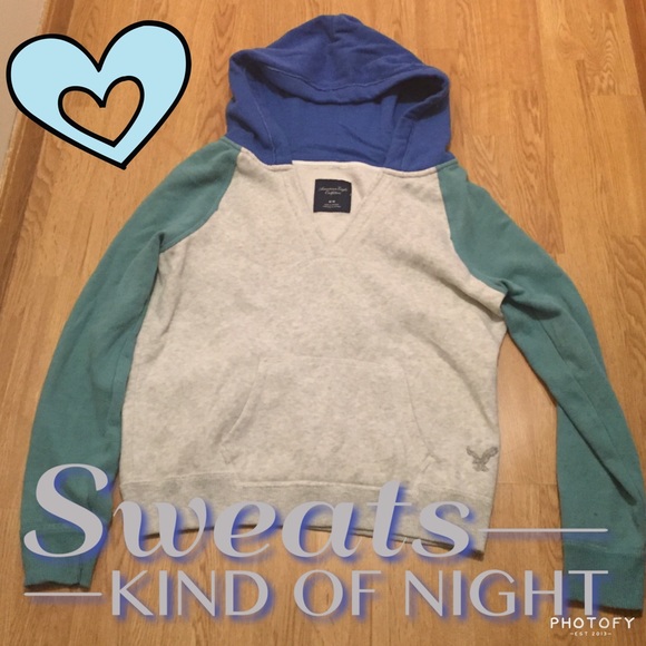 💙AE HOODIE💙