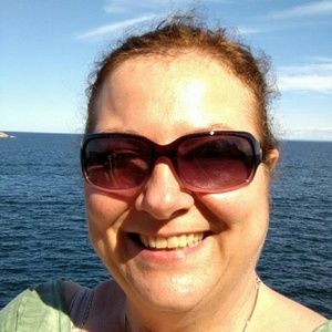 Meet your Posher, Kimberly