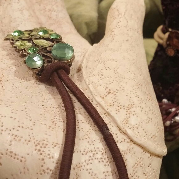 LOCKSMYTH'S. BIG HAIR (BAND WRAP) PONYTAIL HOLDER - Picture 7 of 8