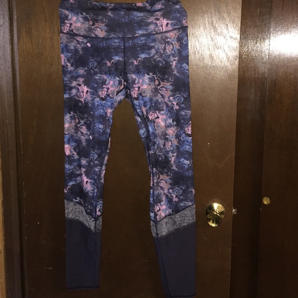 Lululemon flower leggings