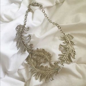 .925 barneys house brand feather leaves necklace