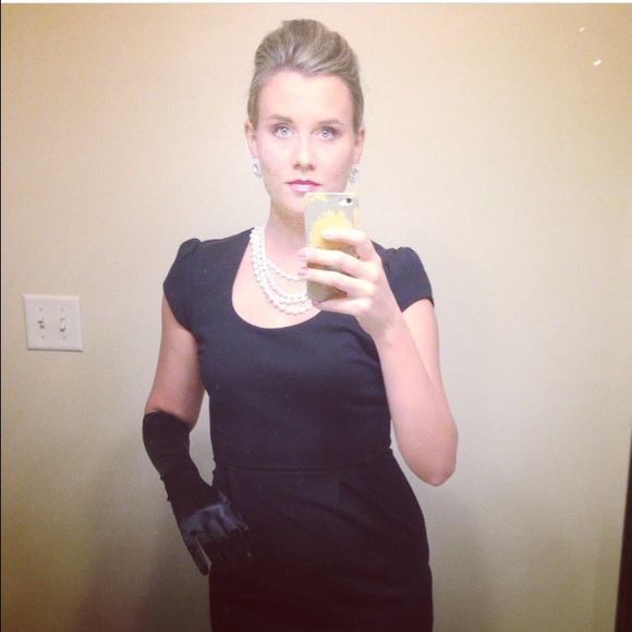 Meet your Posher, Christin - Picture 4 of 5