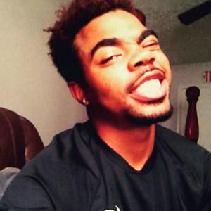 Meet your Posher, Raevon