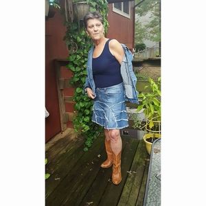 Meet your Posher, Virginia