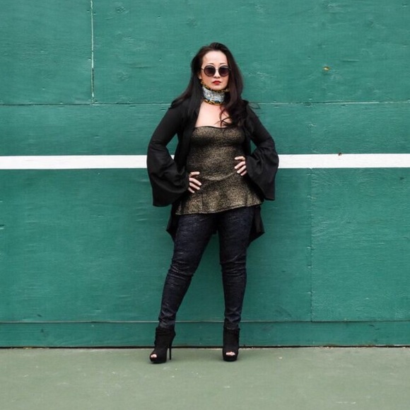 Strapless Peplum Top with Bustle Back - Picture 3 of 6