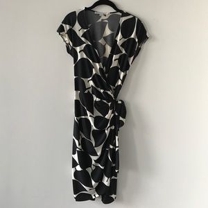 Maggy London Wrap Dress M