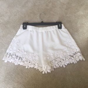 Zara crepe and lace detail shorts. Size Small