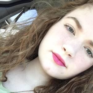 Meet your Posher, Makenzie