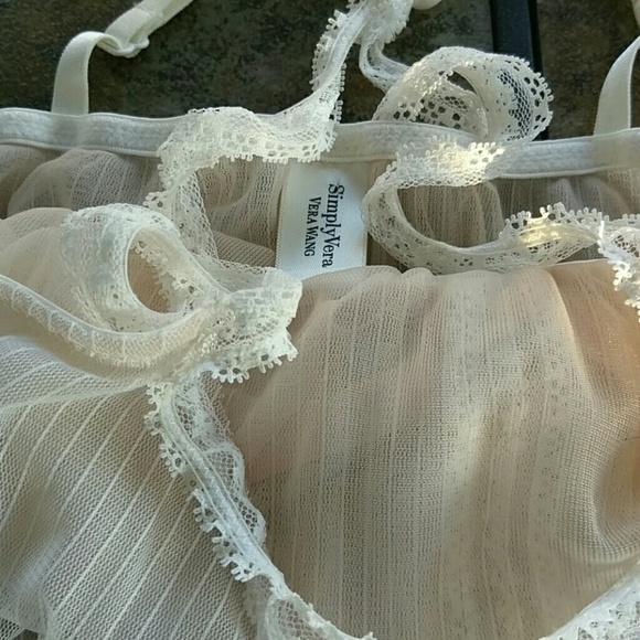 Simply Vera sheer chemise - Picture 2 of 4