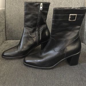 NWT Larry Stuart Ankle Boots 6