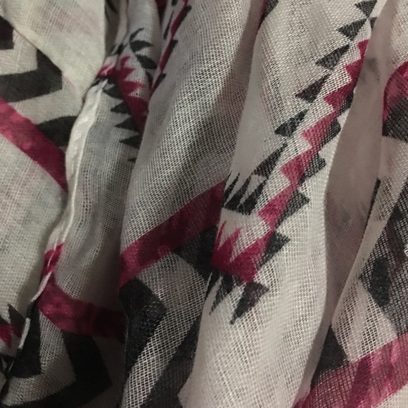 Scarf - Picture 2 of 3