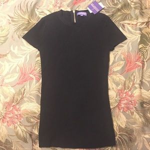 Vivienne Tam Black Short Sleeve Sweater. Small.