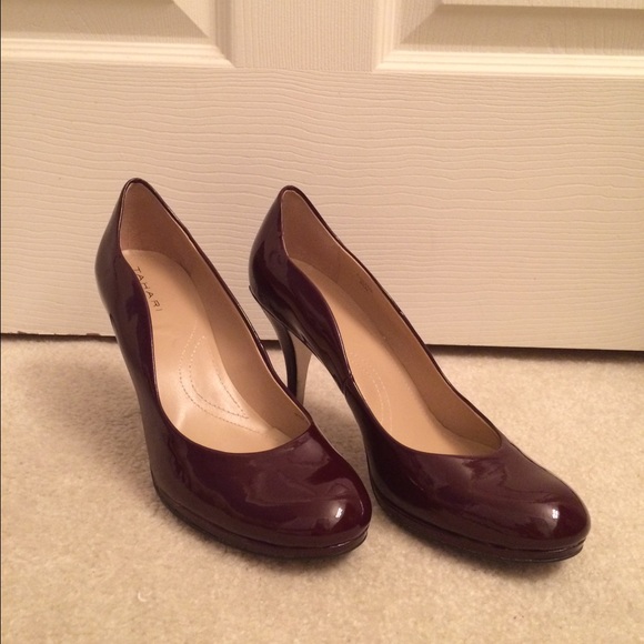 Tahari Shoes - Tahari Red Pumps