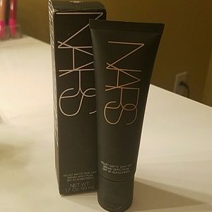 Nars Velvet Matte Skin Finish