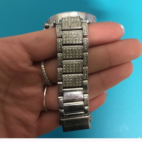 Michael kors watch - Picture 2 of 4