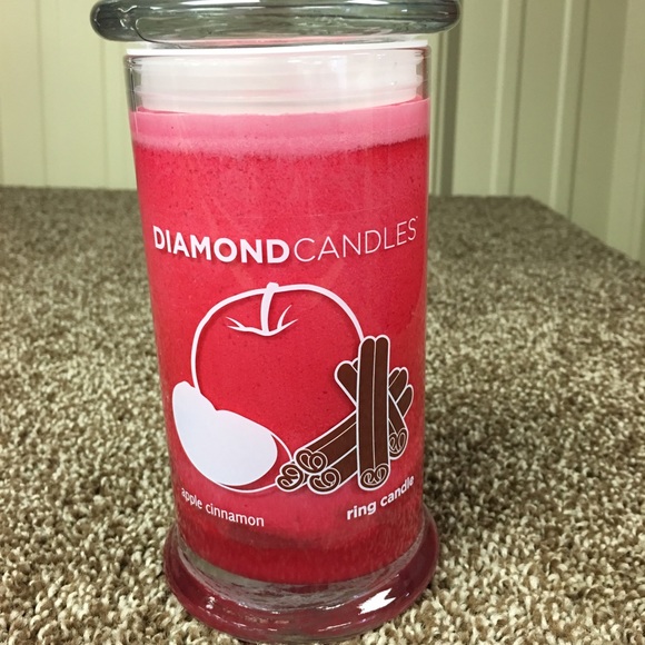 ⚡️LAST ONE! ⚡️DIAMOND CANDLES- Cinnamon Apple💍💍 - Picture 2 of 3