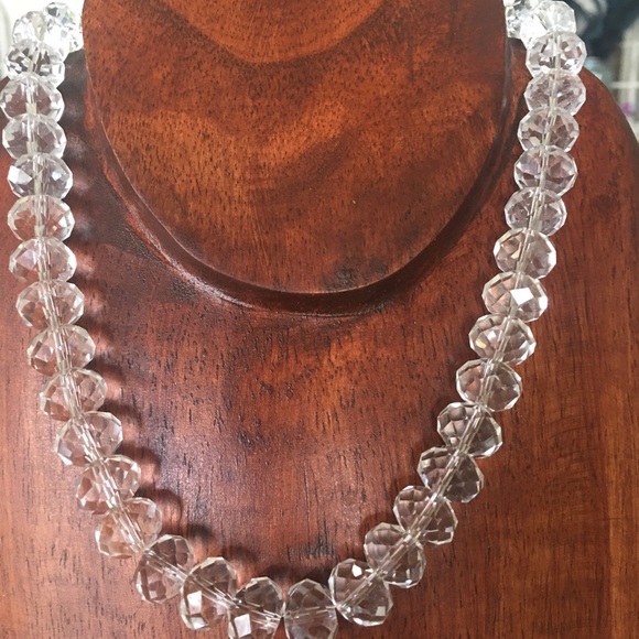 Crystal beaded necklace with earrings!
