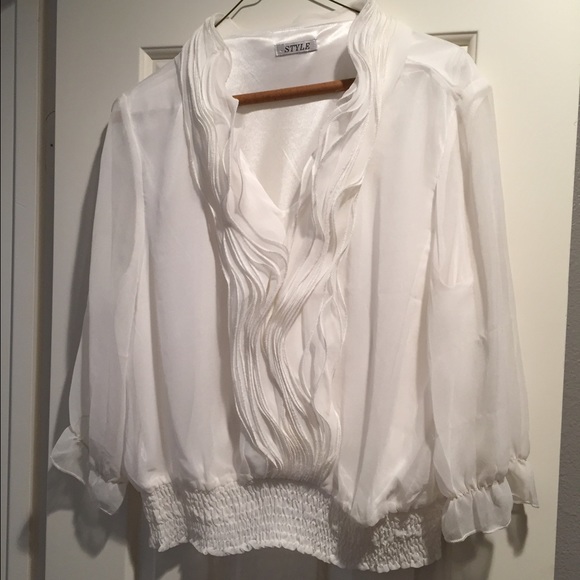 Style winter white dress shirt