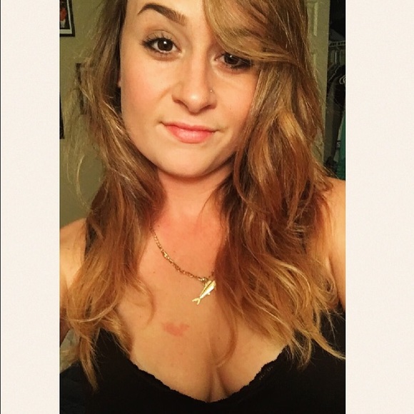 Meet your Posher, Gina