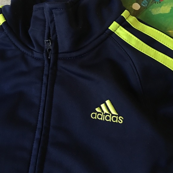 Sold in a bundle - Picture 2 of 3