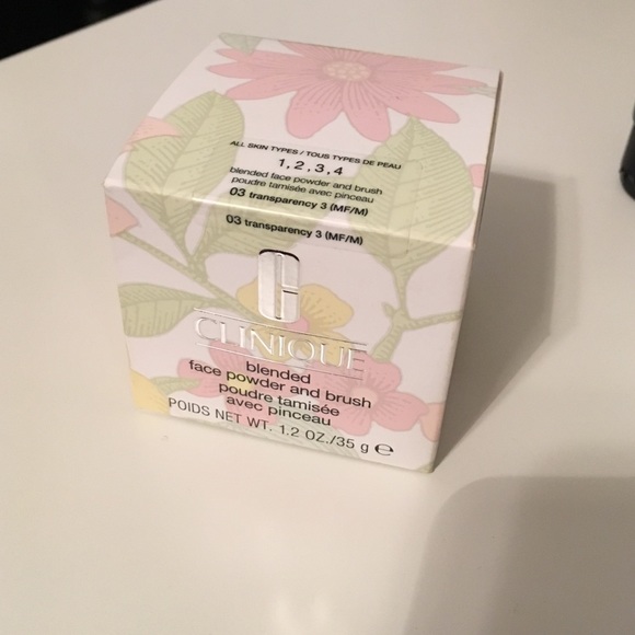 Clinique blended powder 03 transparency 3