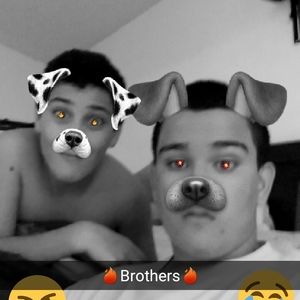 Meet your Posher, Bayron