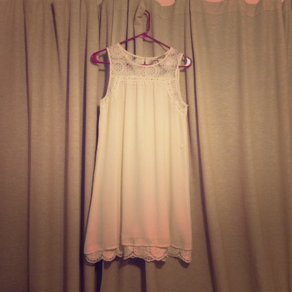 White forever 21 lace dress