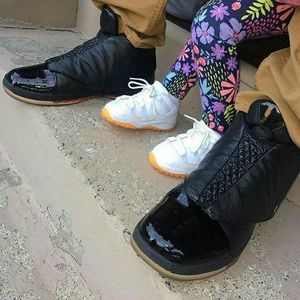 Meet your Posher, Devin