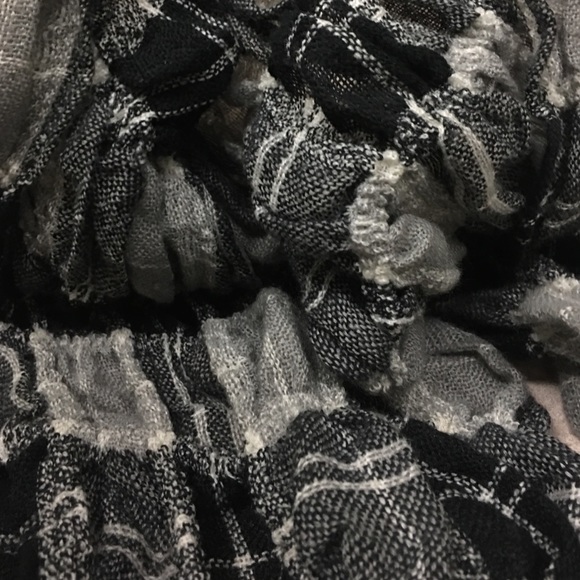 Scarf - Picture 3 of 3