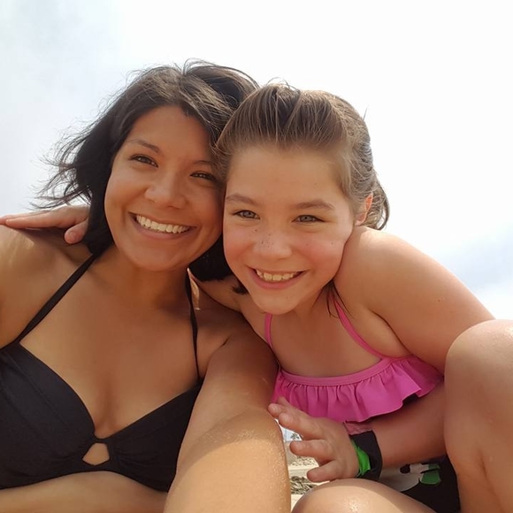 Meet your Posher, Ariel