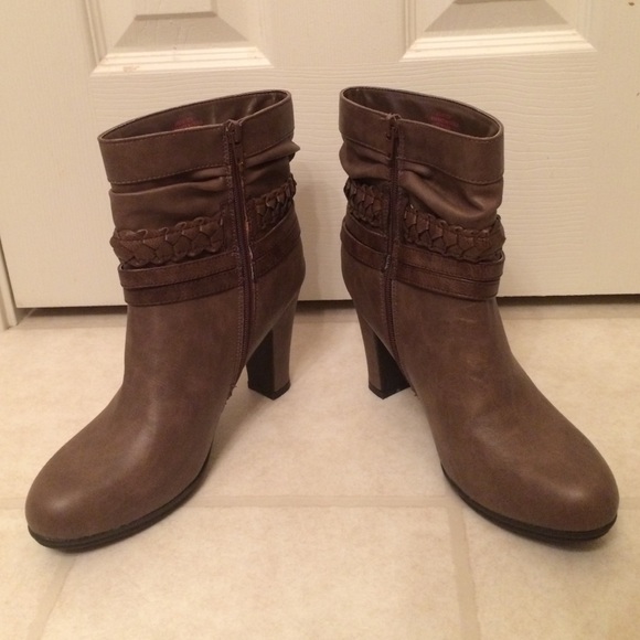 Brown buckle ankle boots