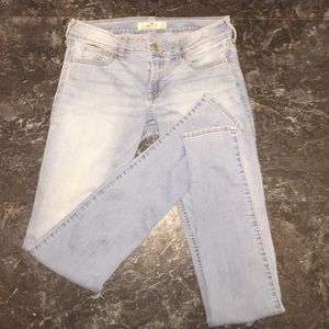 3-LONG light wash jeans/jeggings Hollister