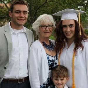 Meet your Posher, Emma