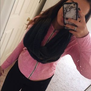 OMBRÉ INFINITY SCARF