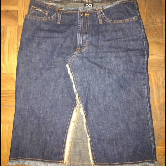 Frayed edge XOXO jean skirt