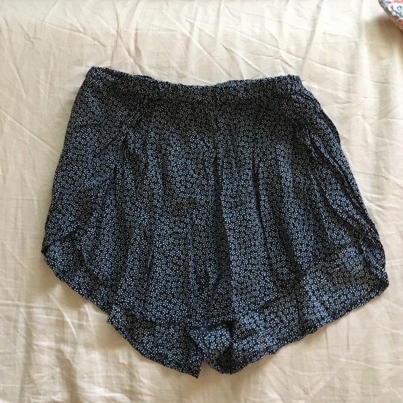 Brandy Melville flower shorts