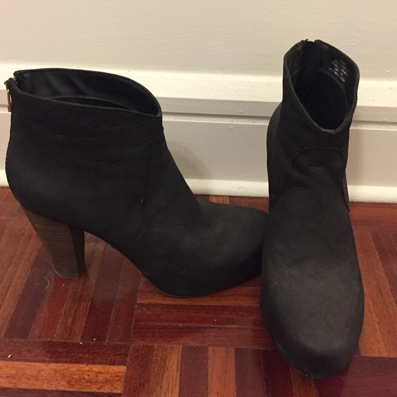 Steven By Steve Madden Booties Size 10
