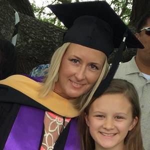 Meet your Posher, Lori