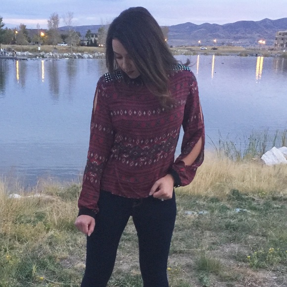Wine Black Top