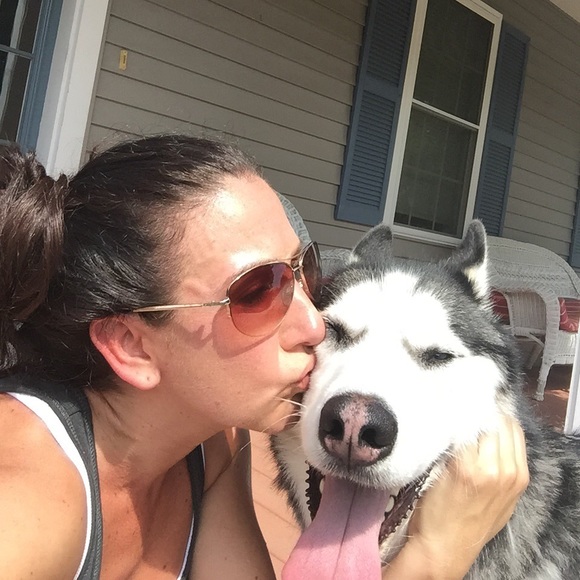 Meet your Posher, Candi - Picture 1 of 1