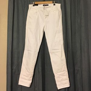 NWT J brand white jeans