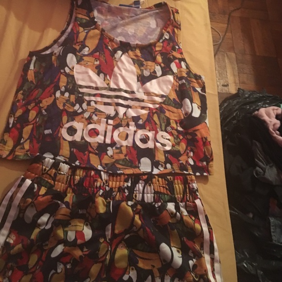 Authentic adidas short and top set