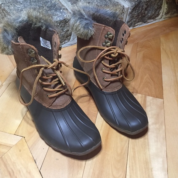 Sperry's Women's Whitewater Casual Boots