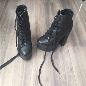 IGGY black vegan-leather platform boots