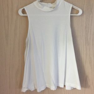 Mock neck flare tank