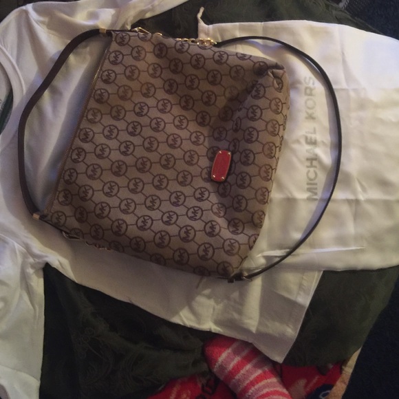 MK 💼!!!❤️ - Picture 2 of 3