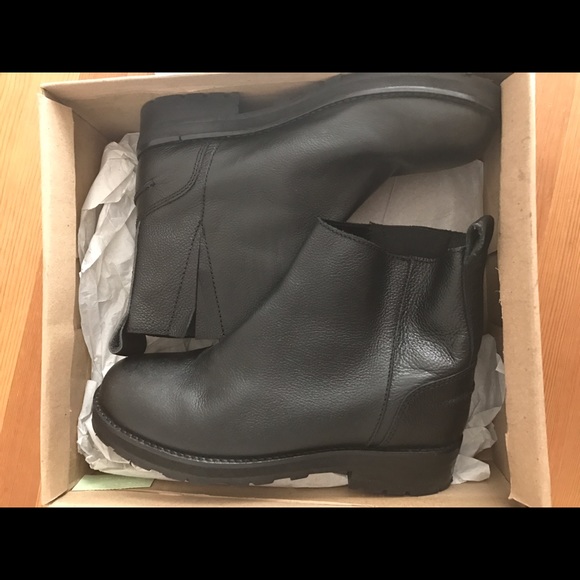 Urban Outfitters Jay Leather Pull-on Boot - Picture 2 of 4