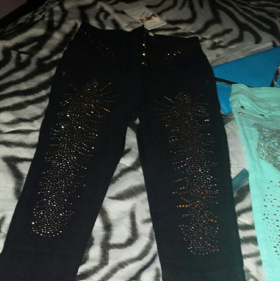 Jeans - Picture 4 of 4