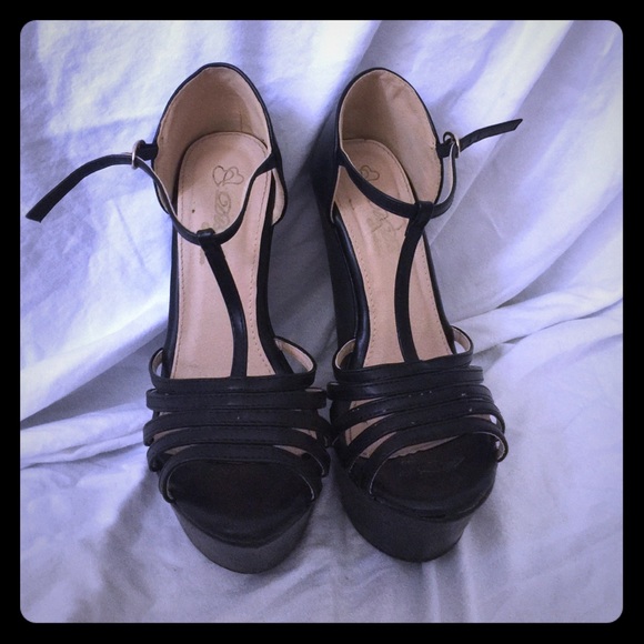 Black Strappy Wedges