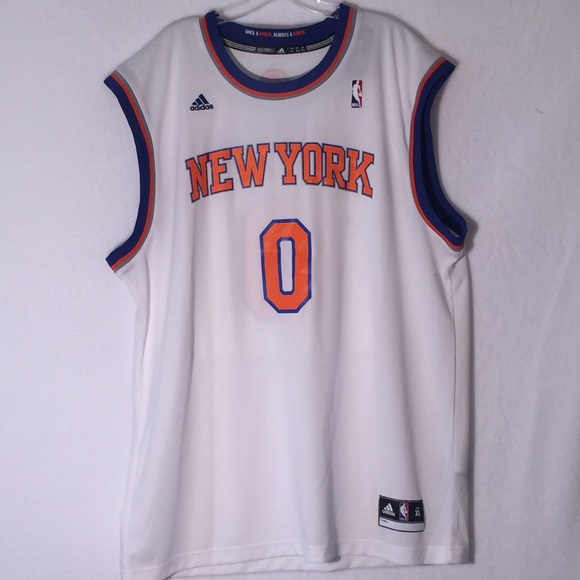 Autographed NY Knicks Jersey - Picture 2 of 4